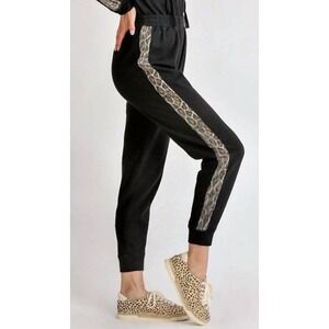 Umgee Lazy Leopard Joggers Women's Tuxedo Stripe Olive Green Terry New Small
